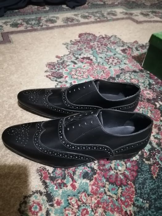 Мужские кожаные туфли новые.