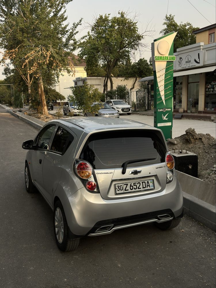 Spark 2011  Ltz 3pozitsa probeg 68.000 kraska rodnoy uzimni moshinam