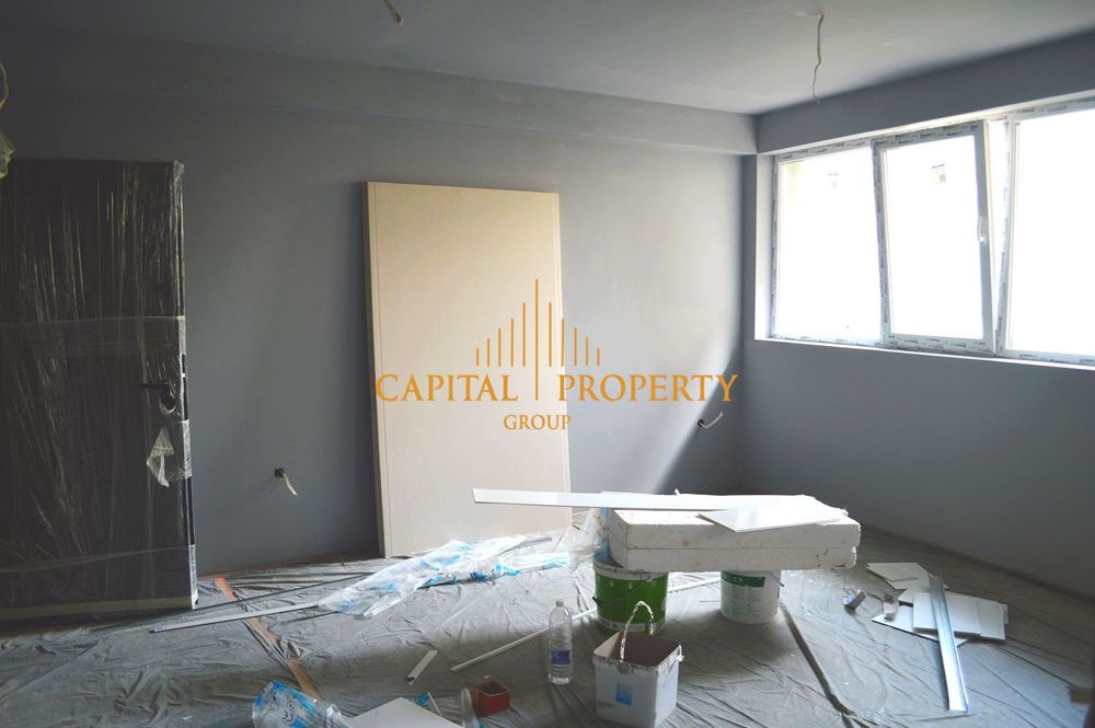 Продава се Двустаен апартамент в Варна, Аспарухово - 47 кв.м за 1660 €/кв.м - Снимка #2