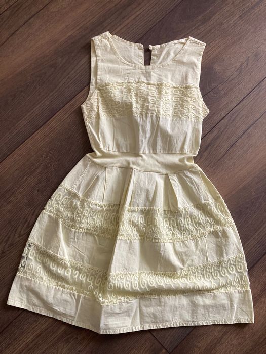 Кокетни шарени рокли