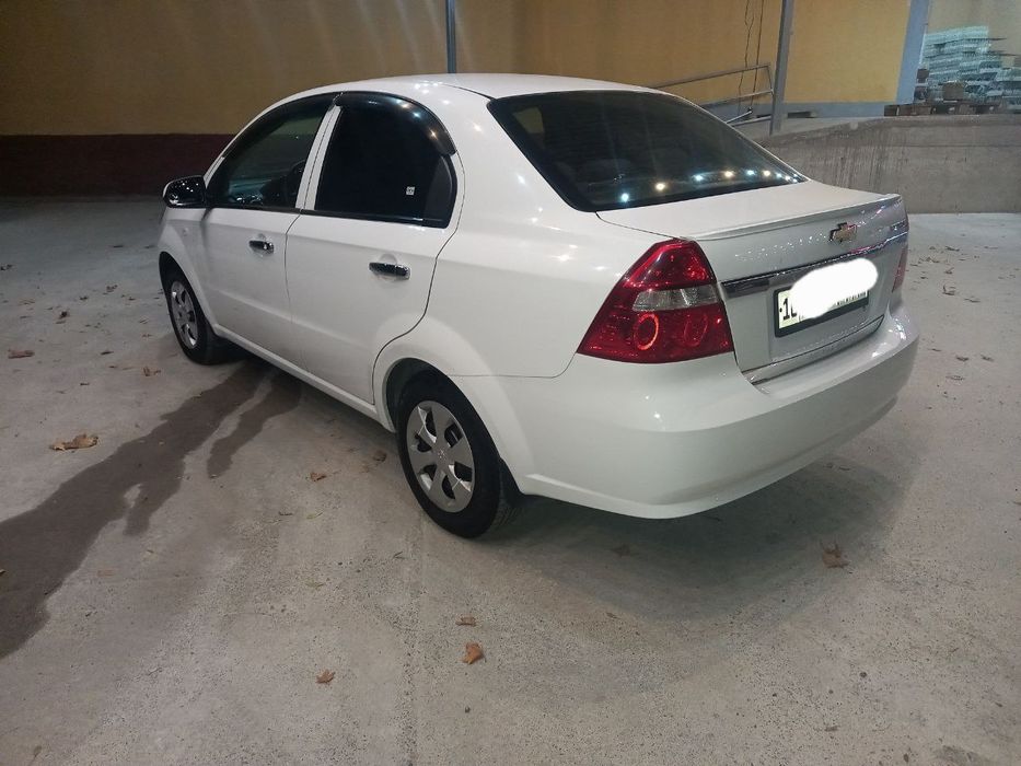 Нексия 3 машинаси сотилади