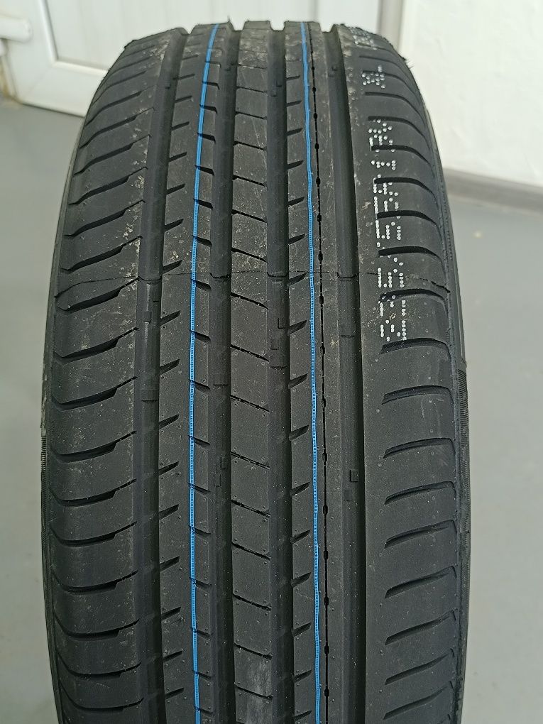 235/55/19 BERLIN TIRES