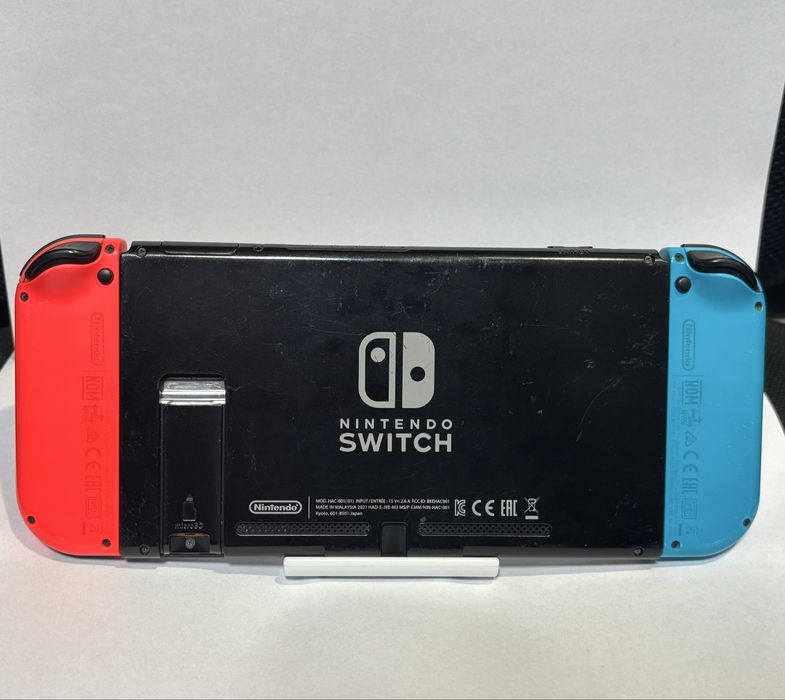 MDM vinde: Consola Nintendo Switch HAC-001(-01).