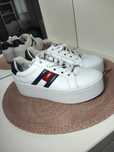 Sneakersi Tommy Jeans 37