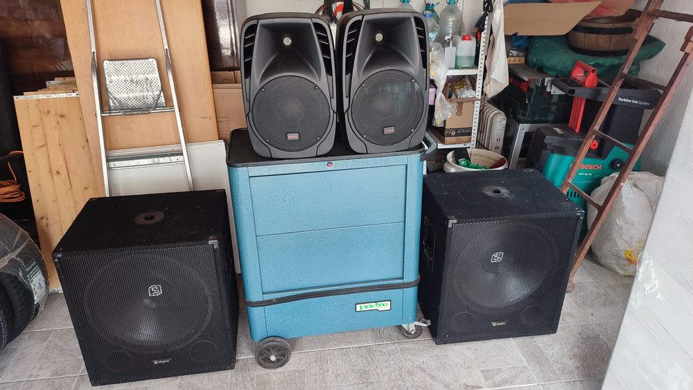 Boxe amplificator mixer.