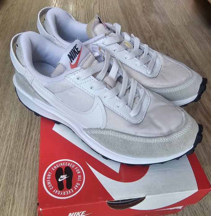 Nike wins waffle debut N'36 - 22.5см
