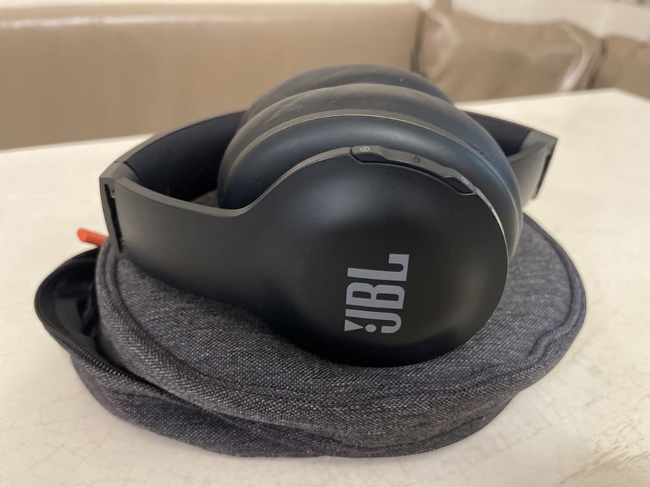 Наушники JBL elite 700