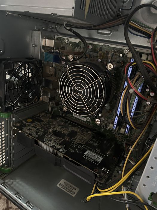 Unitate HP I5-3470 3.20GHz 8GB RAM  HDD 750GB