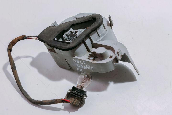 Soclu  Stop Dreapta 159152Re Renault Megane a 2-a generatie