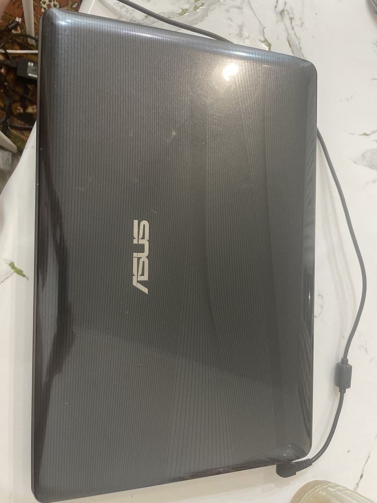 Продам 2 хороших ноутбука ASUS K52JT, HP G62