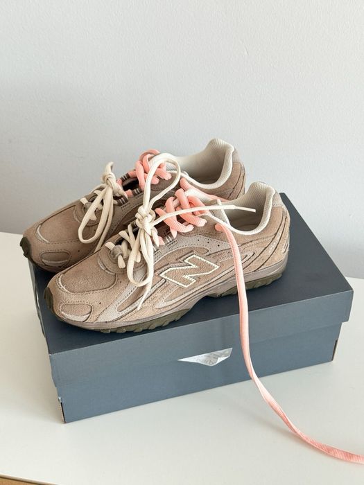 New Balance 204L Mushroom