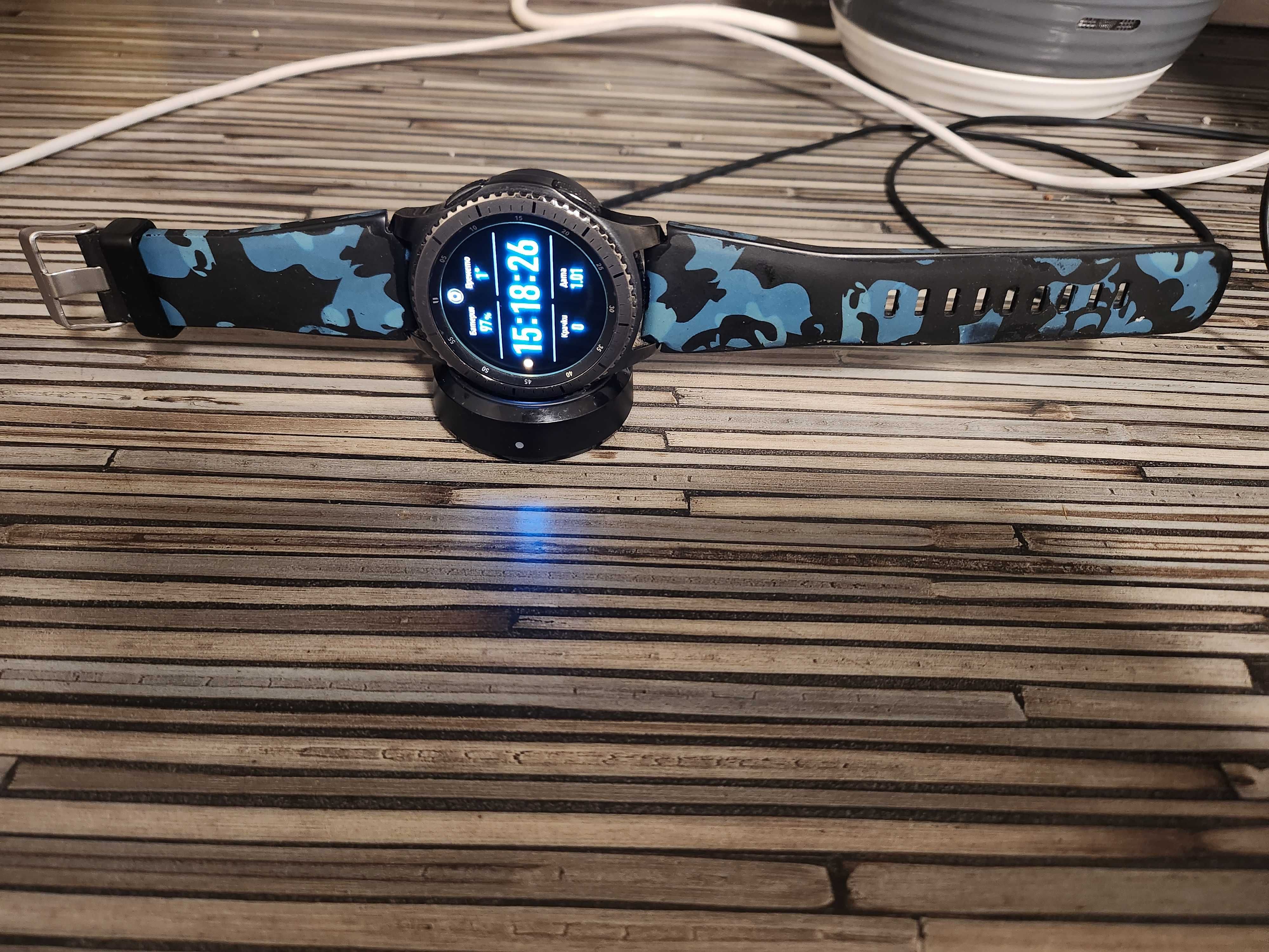 Часовник Samsung Gear S3 frontierr