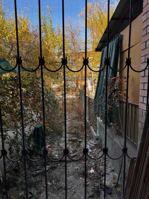 Сотилади — Юнусобод 6, 2 хона