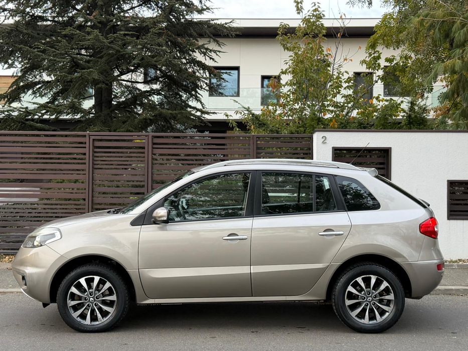 Renault koleos 2.0d 173 cp 4x4 piele navi stare impecabila
