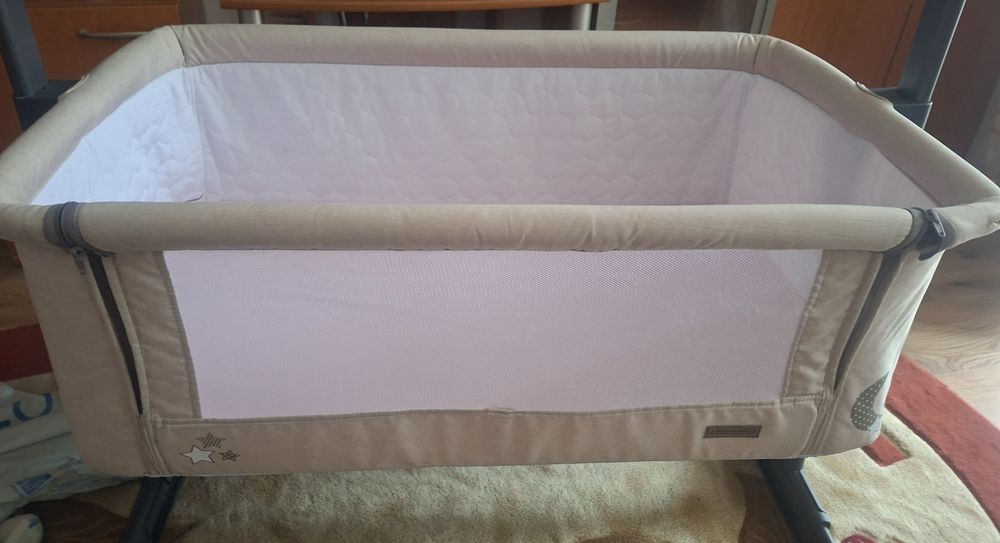 Patut 0-6 luni,foarte bun pentru bebeluși