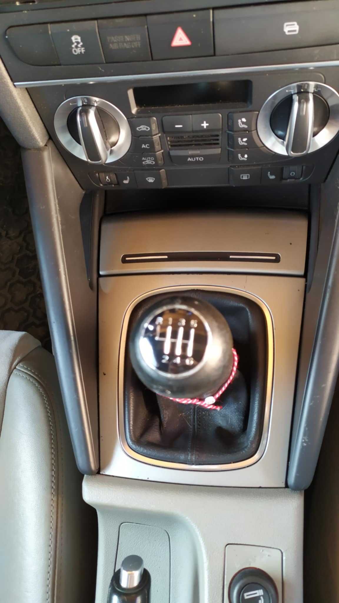 Драскан алуминий за Audi A3 8P