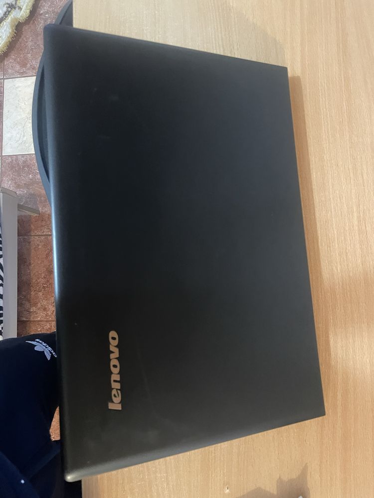 Vand laptop lenovo