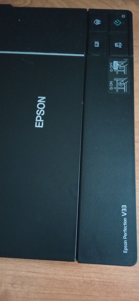 Сканер EPSON (EpsonPerfection V 33).