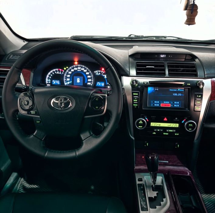 Продается Tayota Camry 50