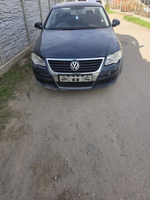 Dezmembrez vw Passat b6 1.9 tdi