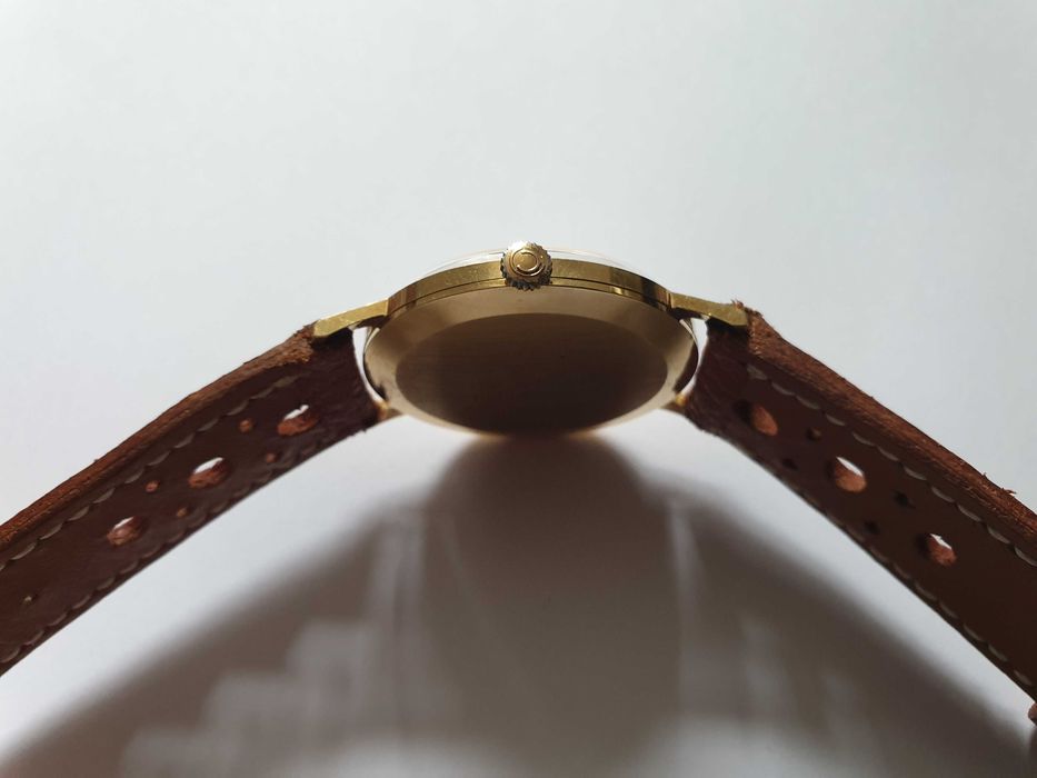 Ceas Certina mecanic din aur 18K