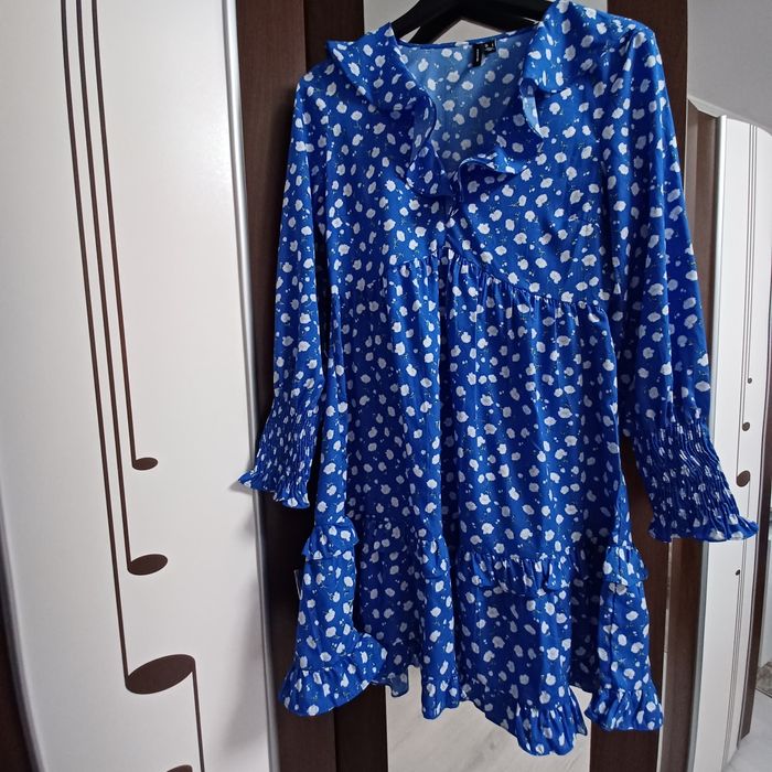 Vând rochie nouă fără etichetă