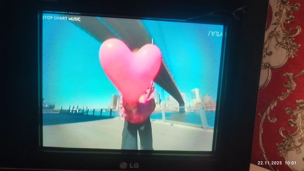 Телевизор марки LG