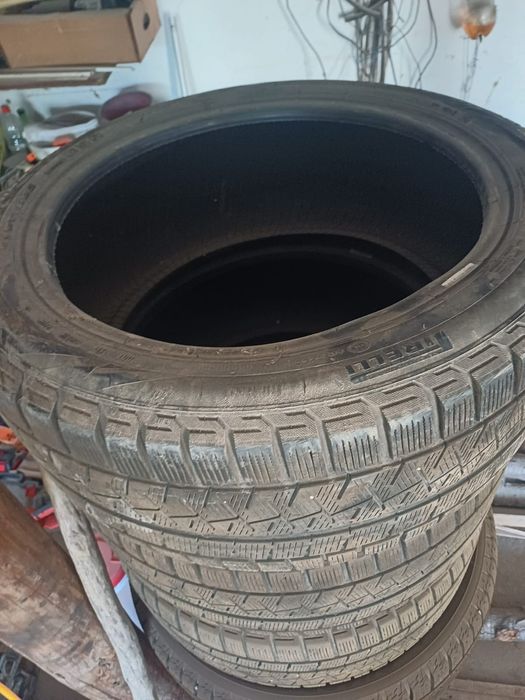 Продам 225 45 R17