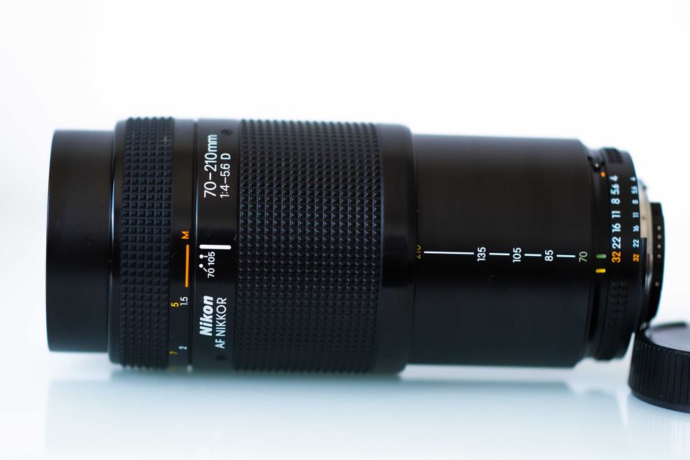 Obiectiv NIKON 70 - 210 mm Af Nikkor
