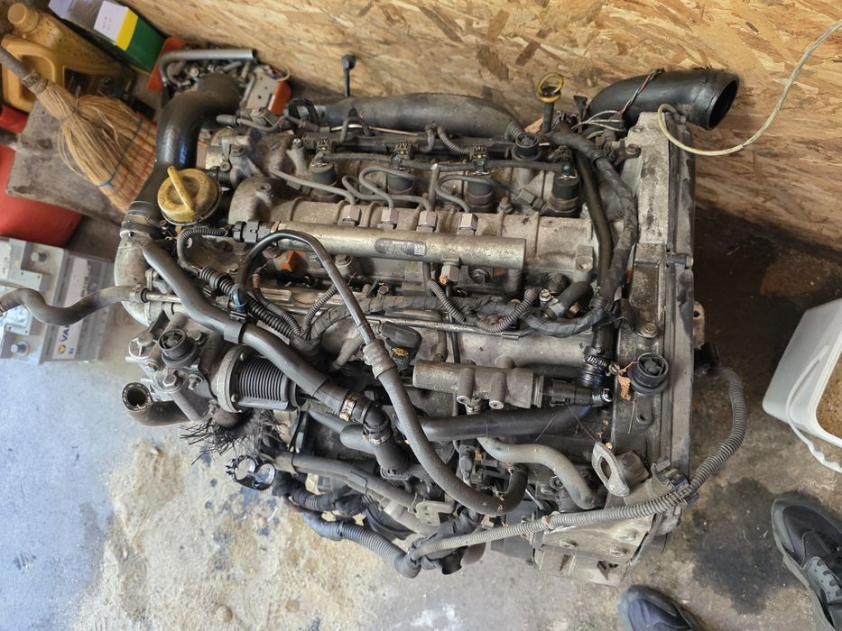 Двигател Опел зафира Б 1.9 150к.с Opel Zafira B 1.9 cdti