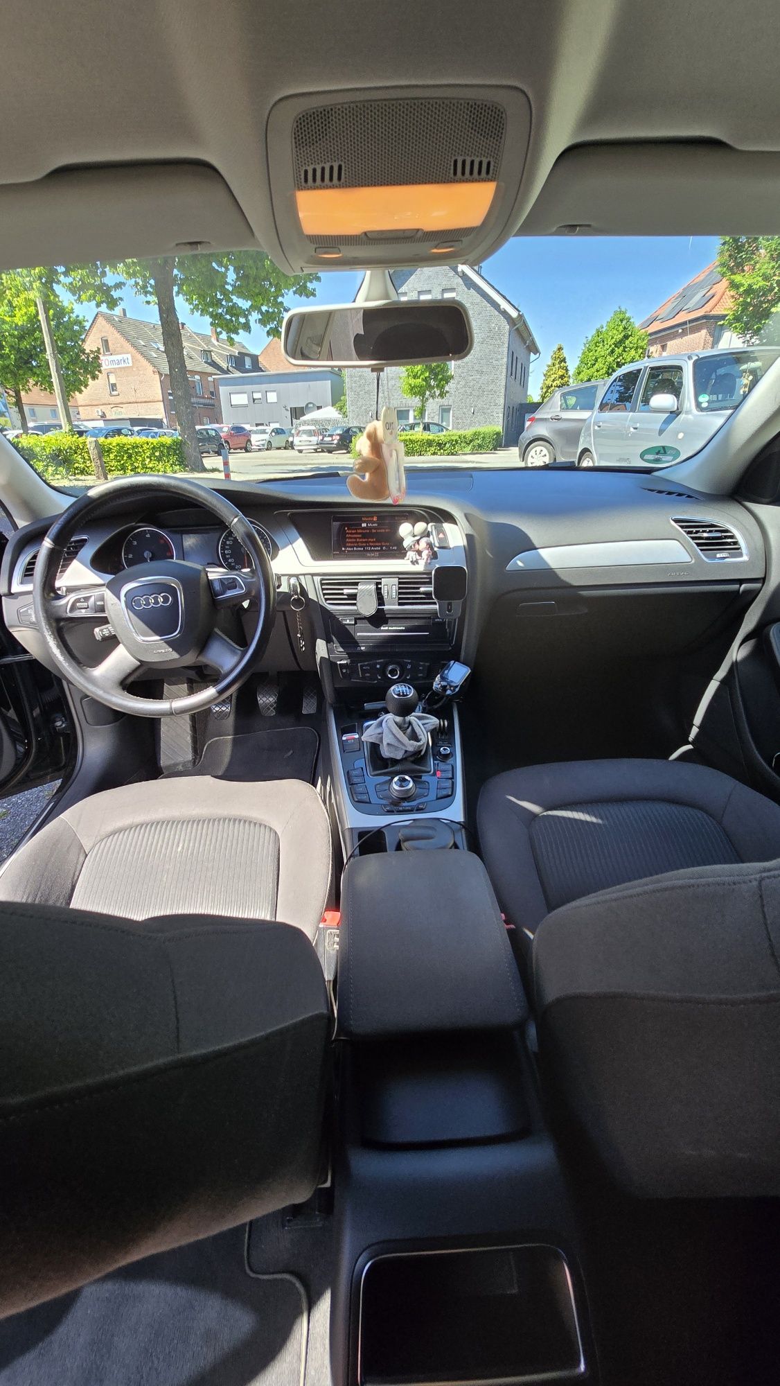 Vând Audi A4B8 2.0 TDI