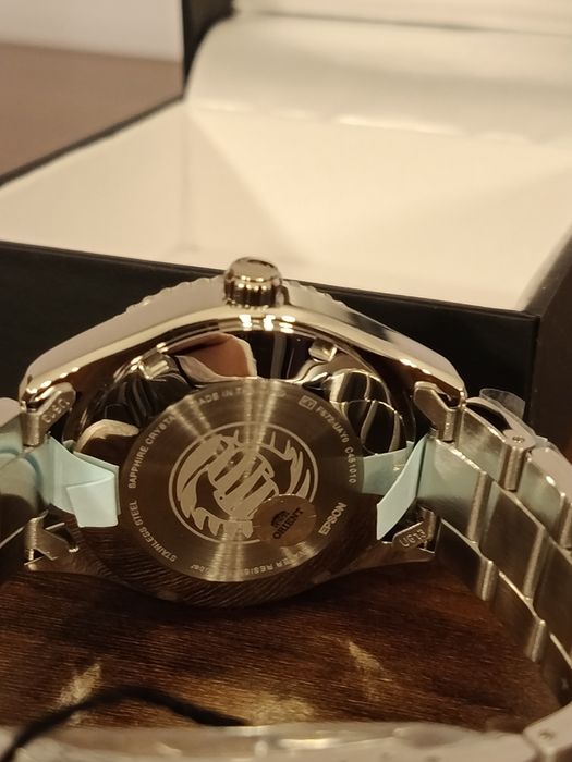 Orient RA-AC0Q03S30B; ORIGINAL, sigilat.