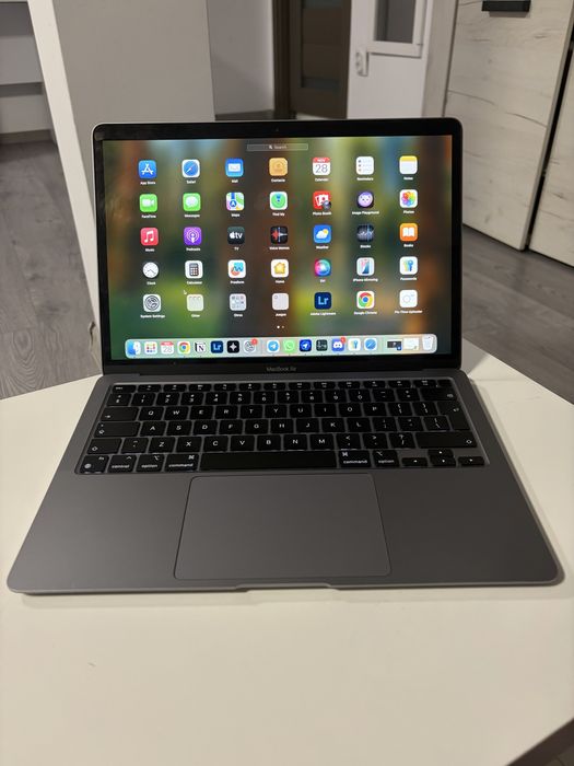 Macbook air 13 M1 (2023)