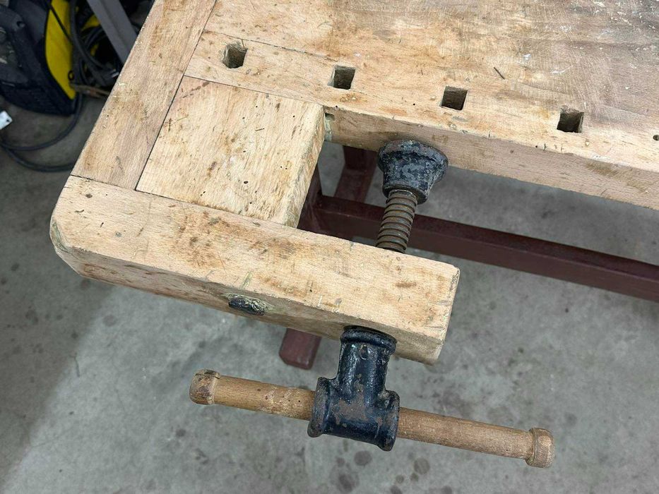 Стар Дърводелски Тезгях