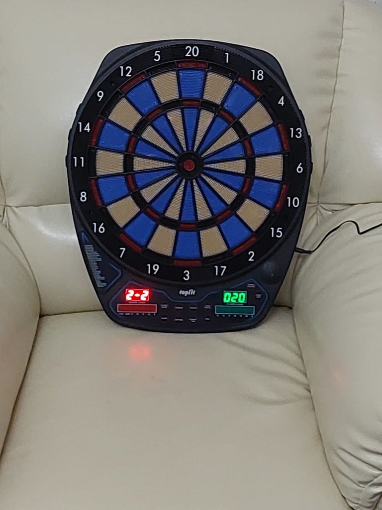 Vând Led Dartboard