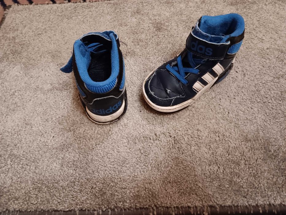 Детски маратонки и боти за момче 21, 22 и 24 номер