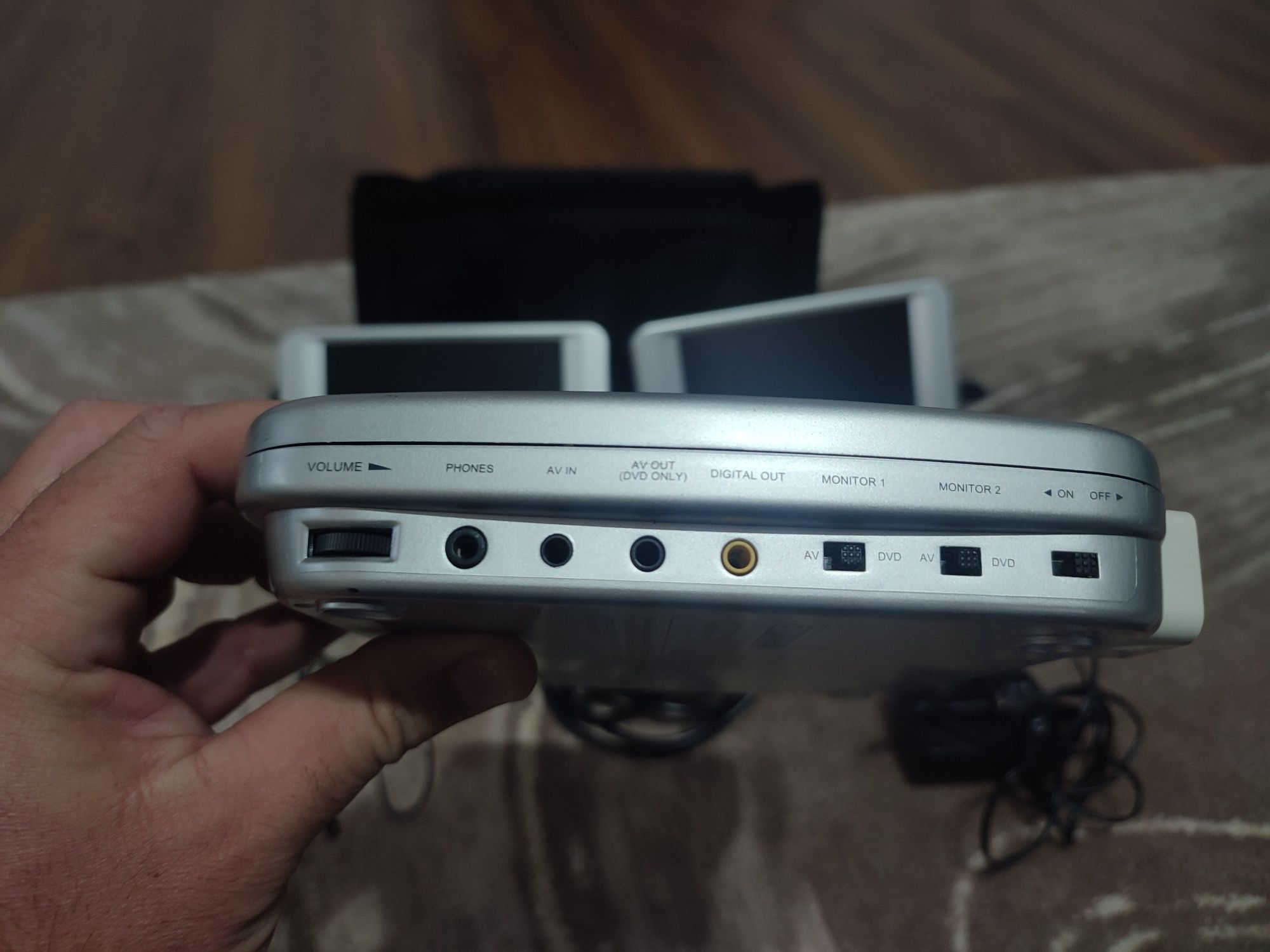 DVD player 12v/220v