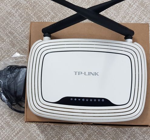 Router TP-LINK 300 Mbps