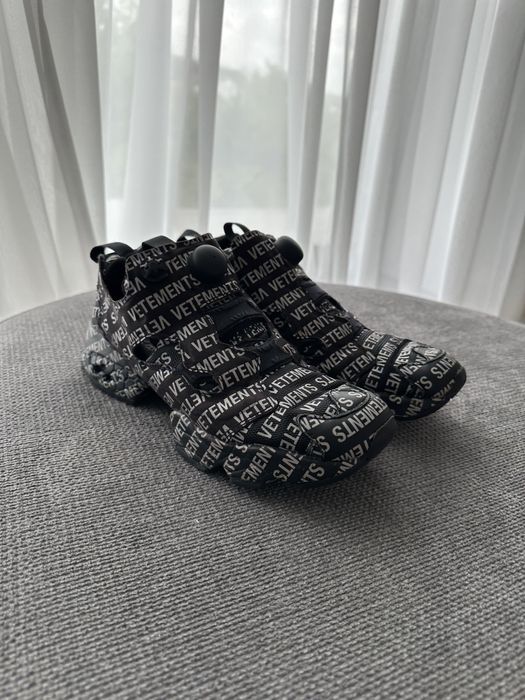 Sneakersi Vetements x Reebook