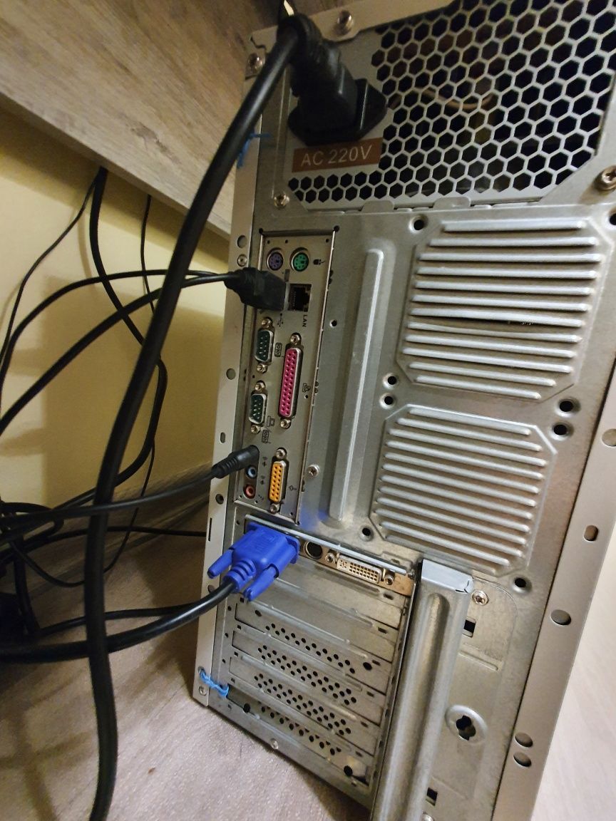 PC настолна конфигурация