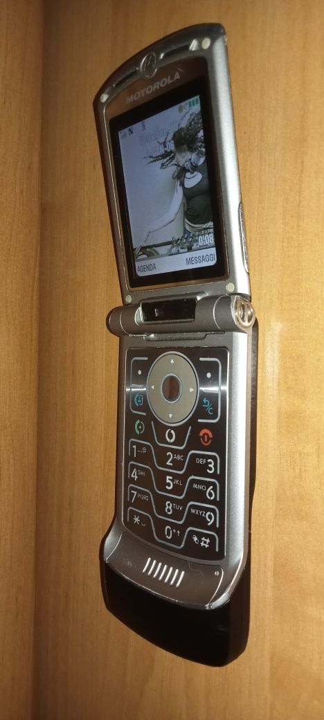 Motorola V3xx 2 bucati