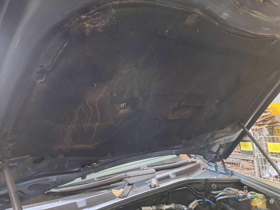 Izolatie termica/fonica capota motor VOLKSWAGEN TOUAREG 7LA, 7L6, 7L7 2002 - 2013 V6 TDI BKS, CATA