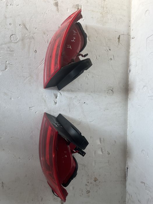 Tripla stanga dreapta caroserie Audi A4 B8 2008-2012