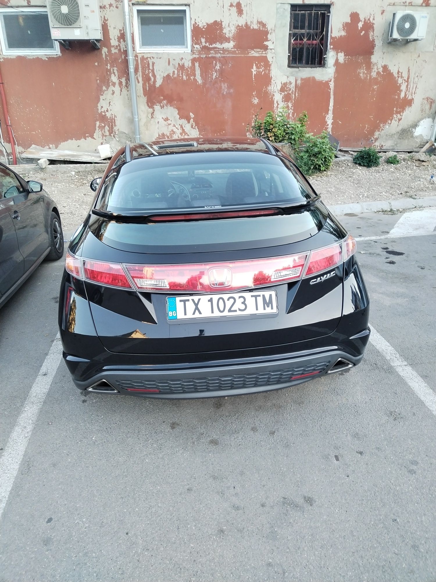 Honda Civic 8 (1.8, 140 к.с.) с газова уредба – отлично състояние!