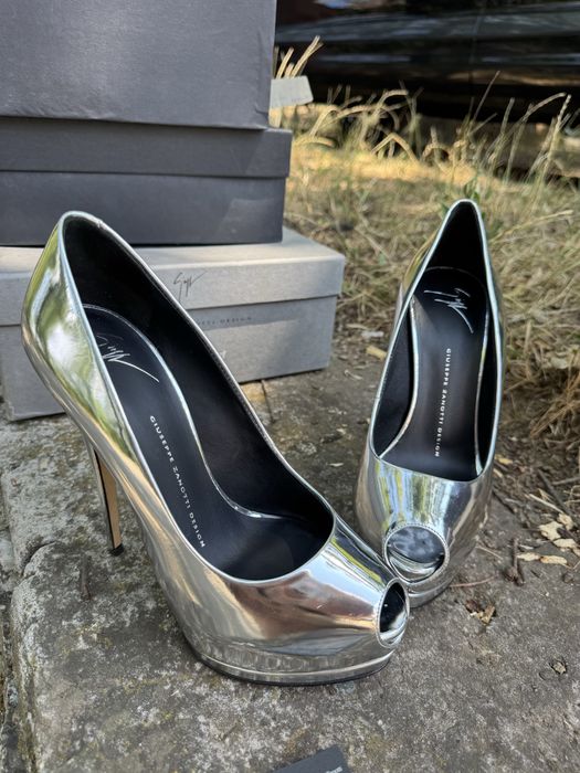 Giuseppe Zanotti, argintii, marimea 38