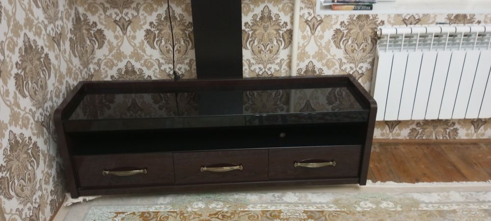 Продам телевизор