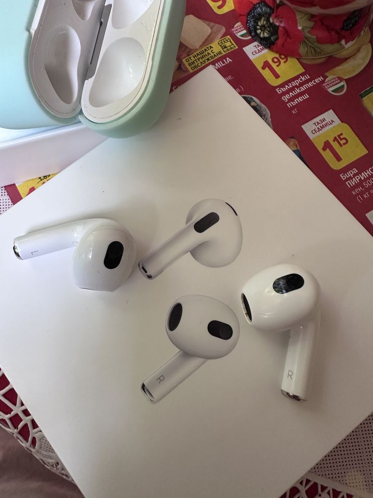 Слушалки AirPods 3-та генерация