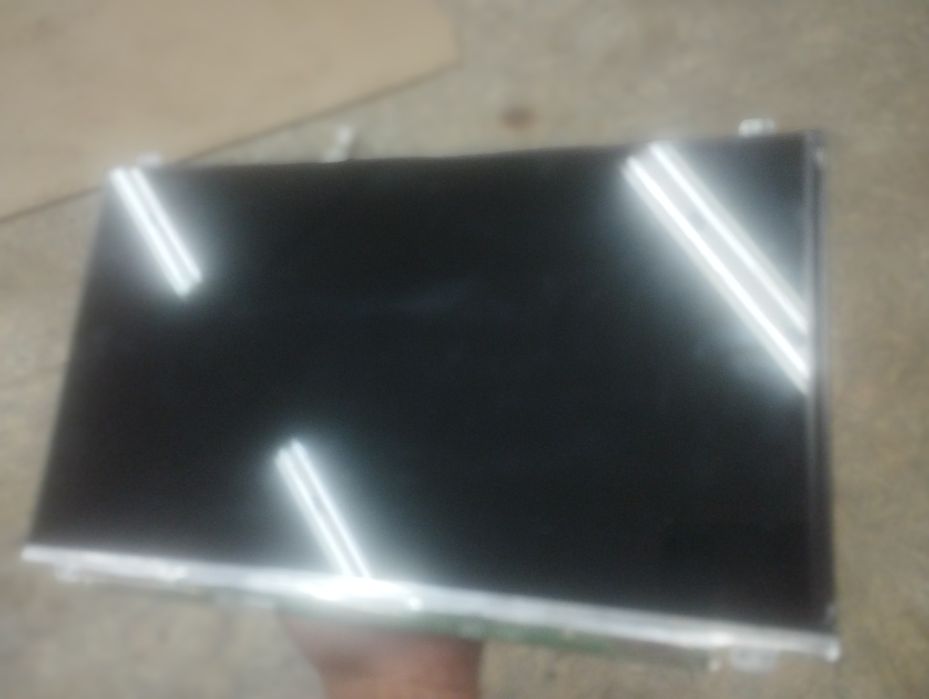 Продам экран  для ноутбука