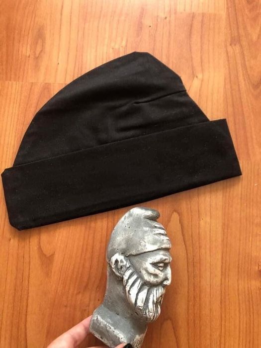 Caciula inspirata din portul dacilor