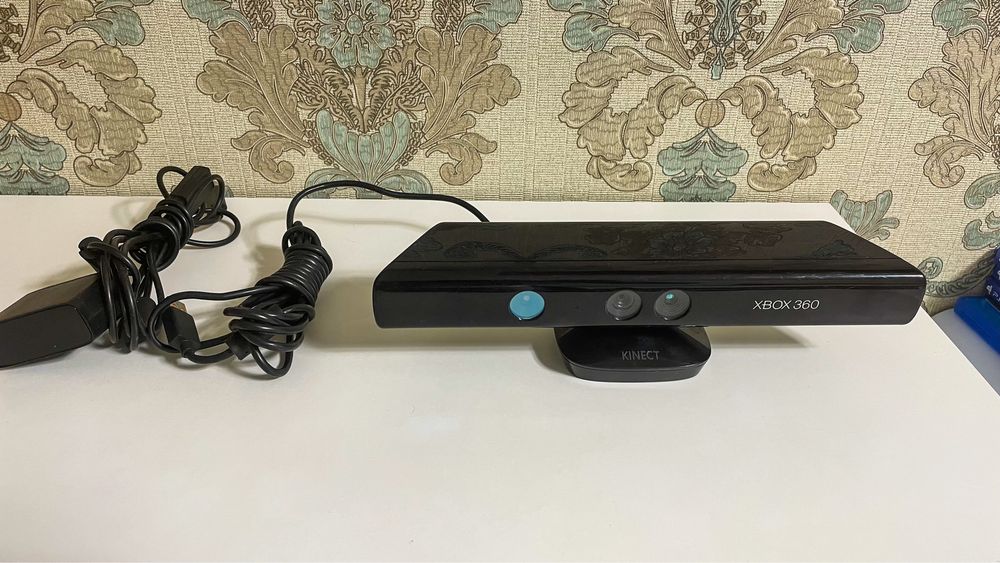 Продам Kinect Xbox 360